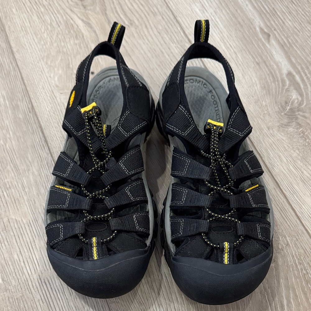 Keen Black and Yellow Outdoor Sandals 8.5